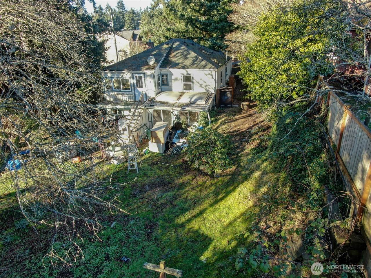 317 138th Street - Photo 1