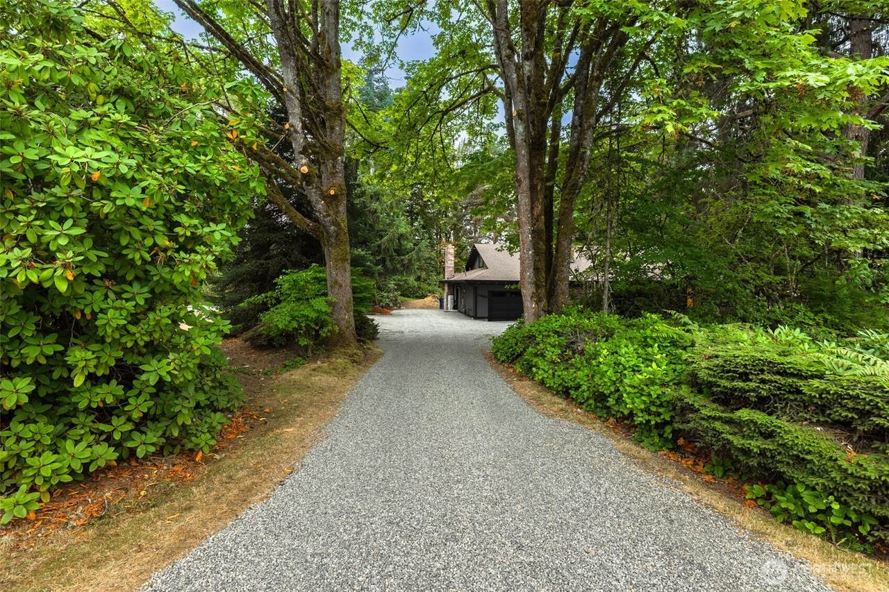 11657 282nd Street - Photo 1