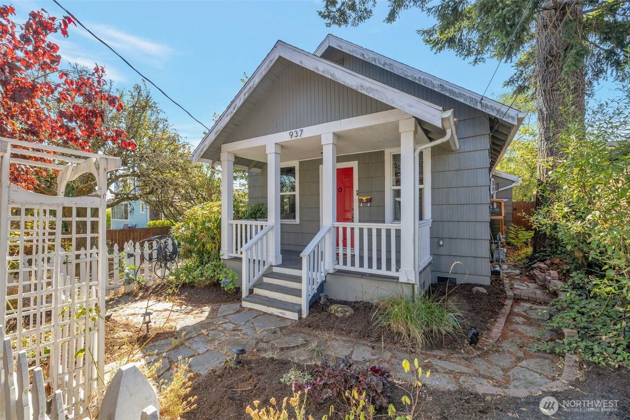937 88th Street - Photo 1
