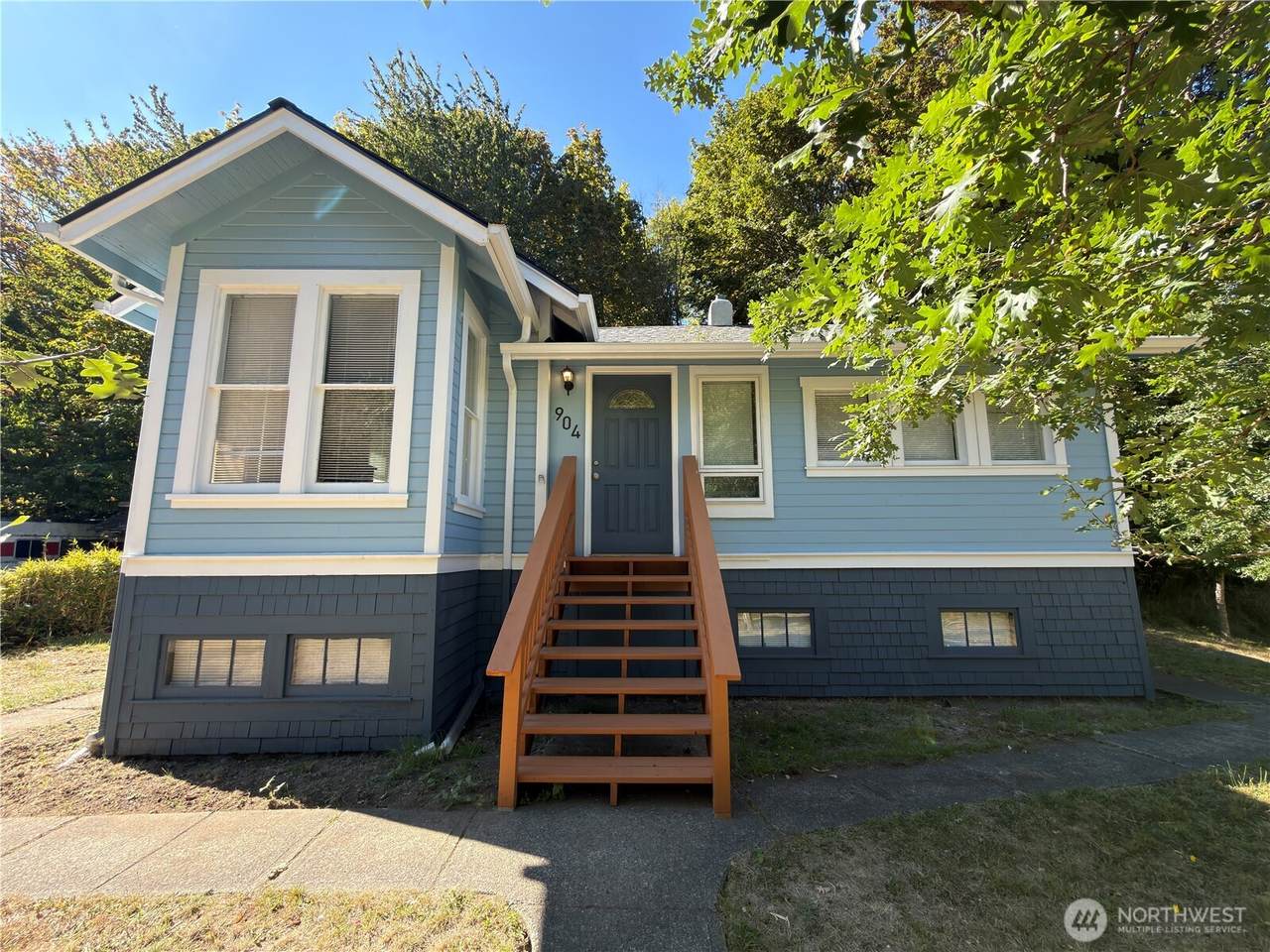 904 Valley Street - Photo 1
