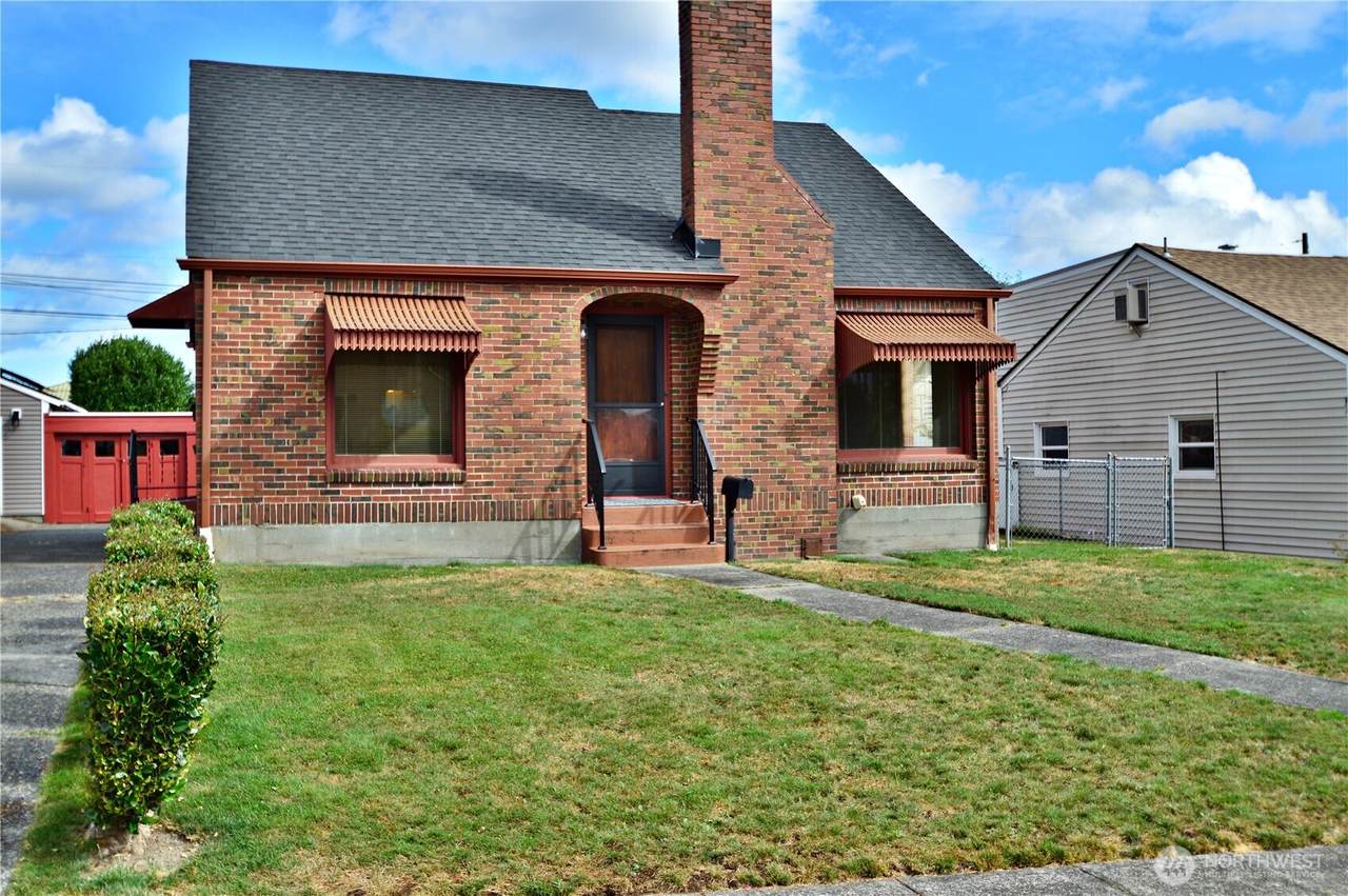 229 57th Street - Photo 1