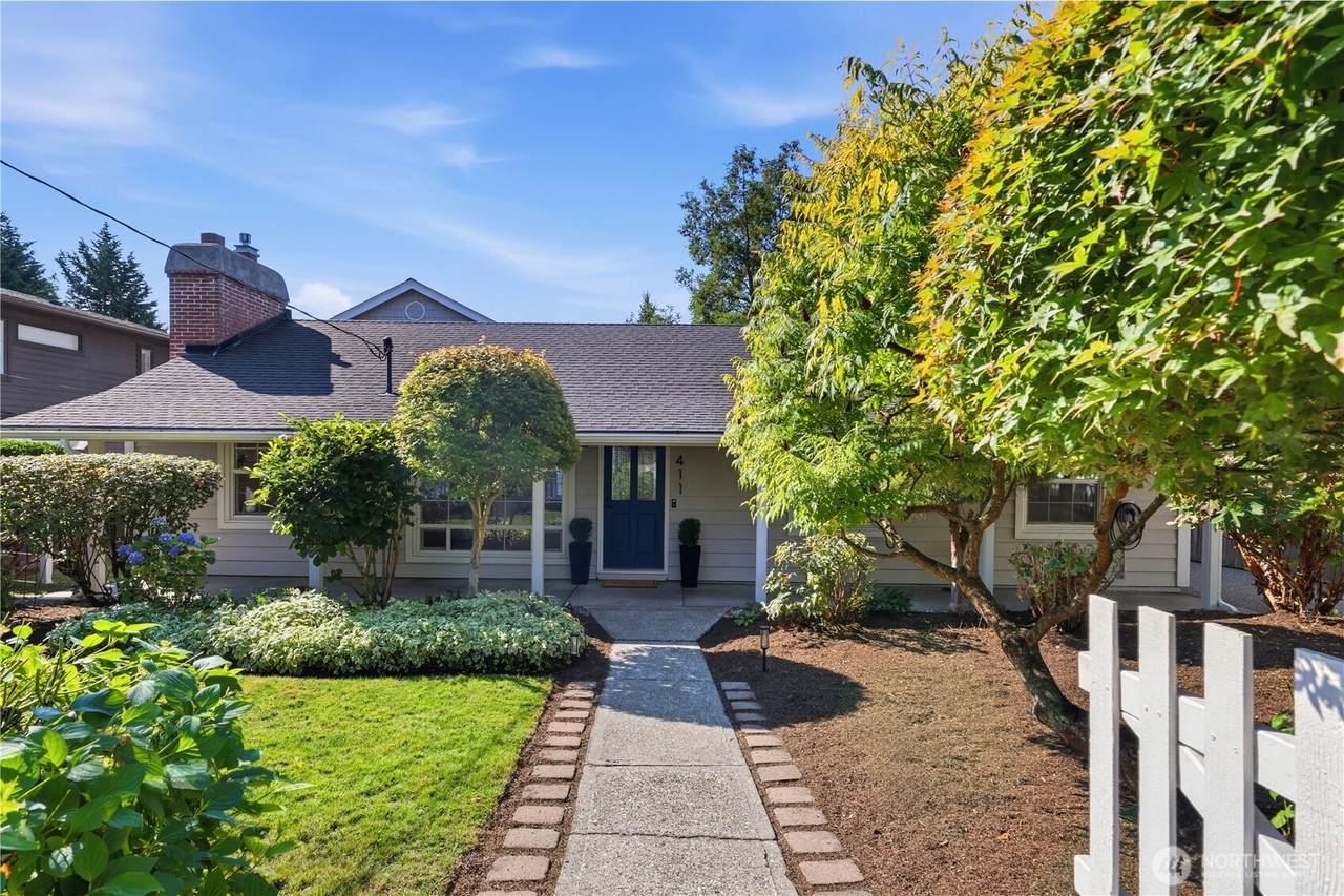 411 10th Avenue - Photo 1