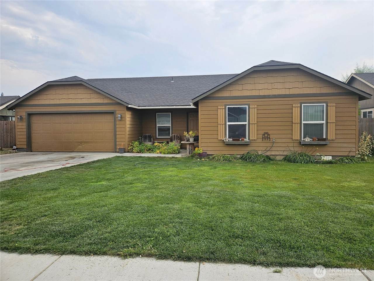 506 R Street - Photo 1