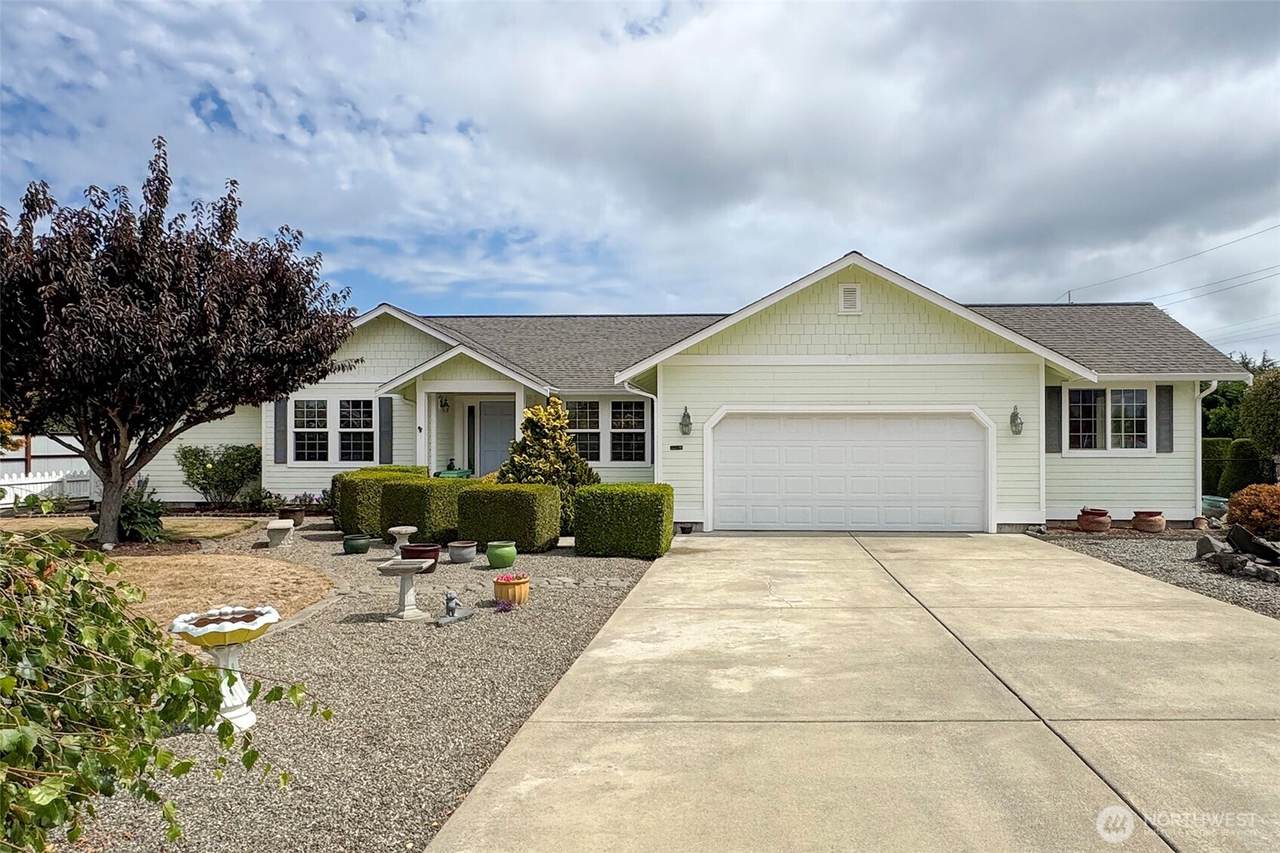 10 Valley Farm Court - Photo 1