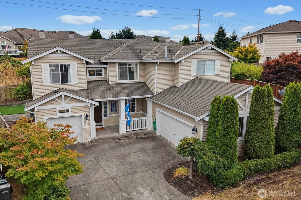 5728 Hazel Loop - Photo 1