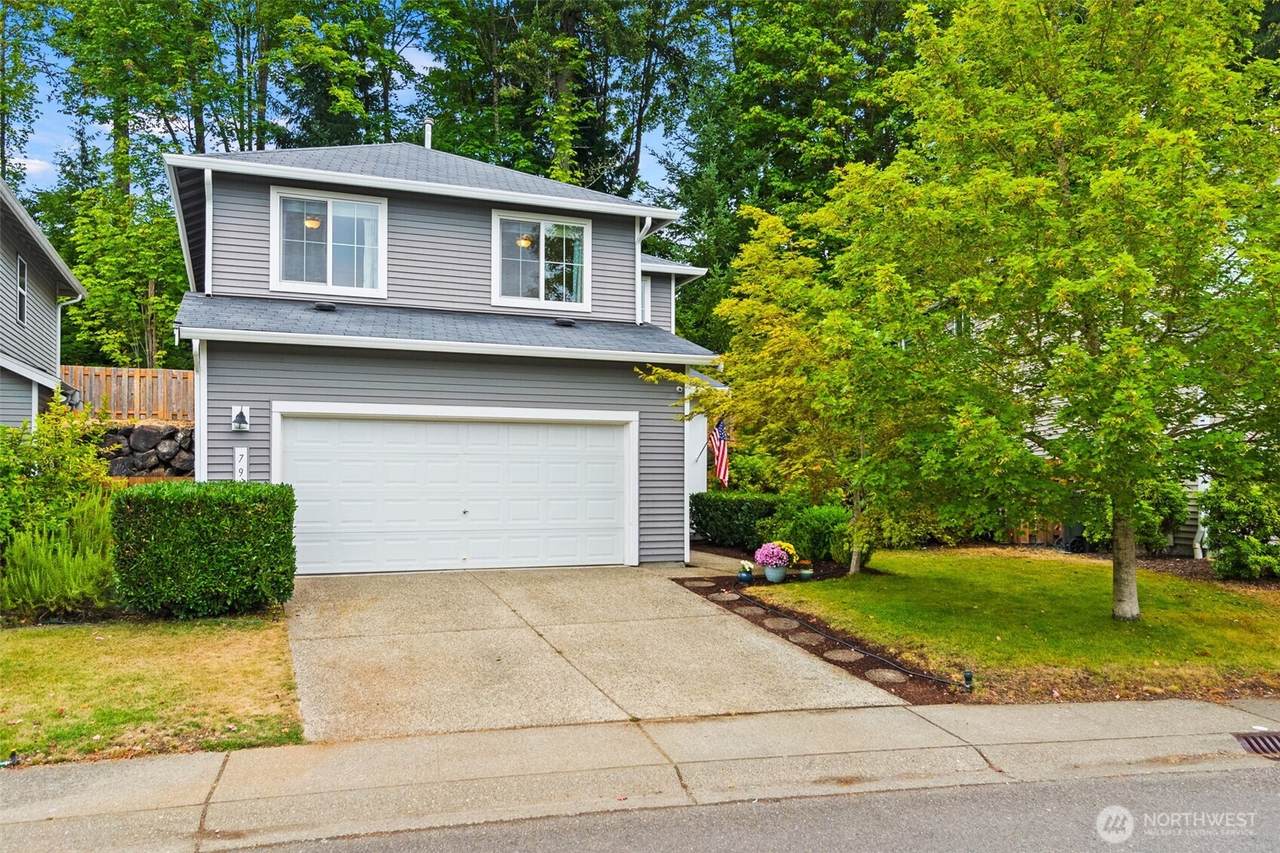 796 Fenway Lane - Photo 1