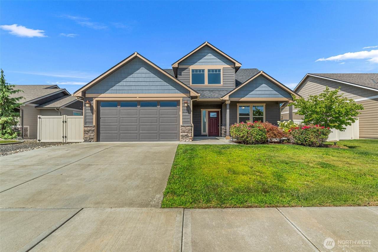 1726 Skeena Court - Photo 1