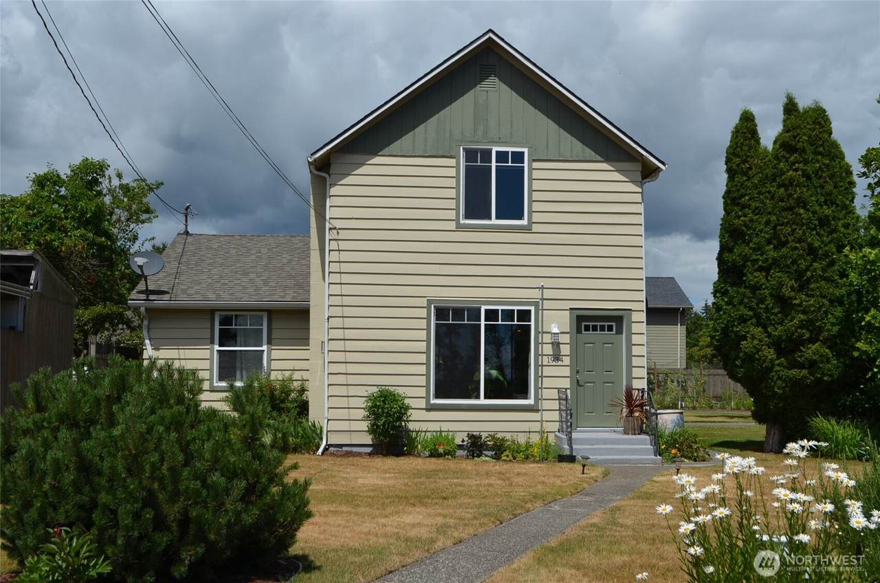 1934 Somerset Street - Photo 1