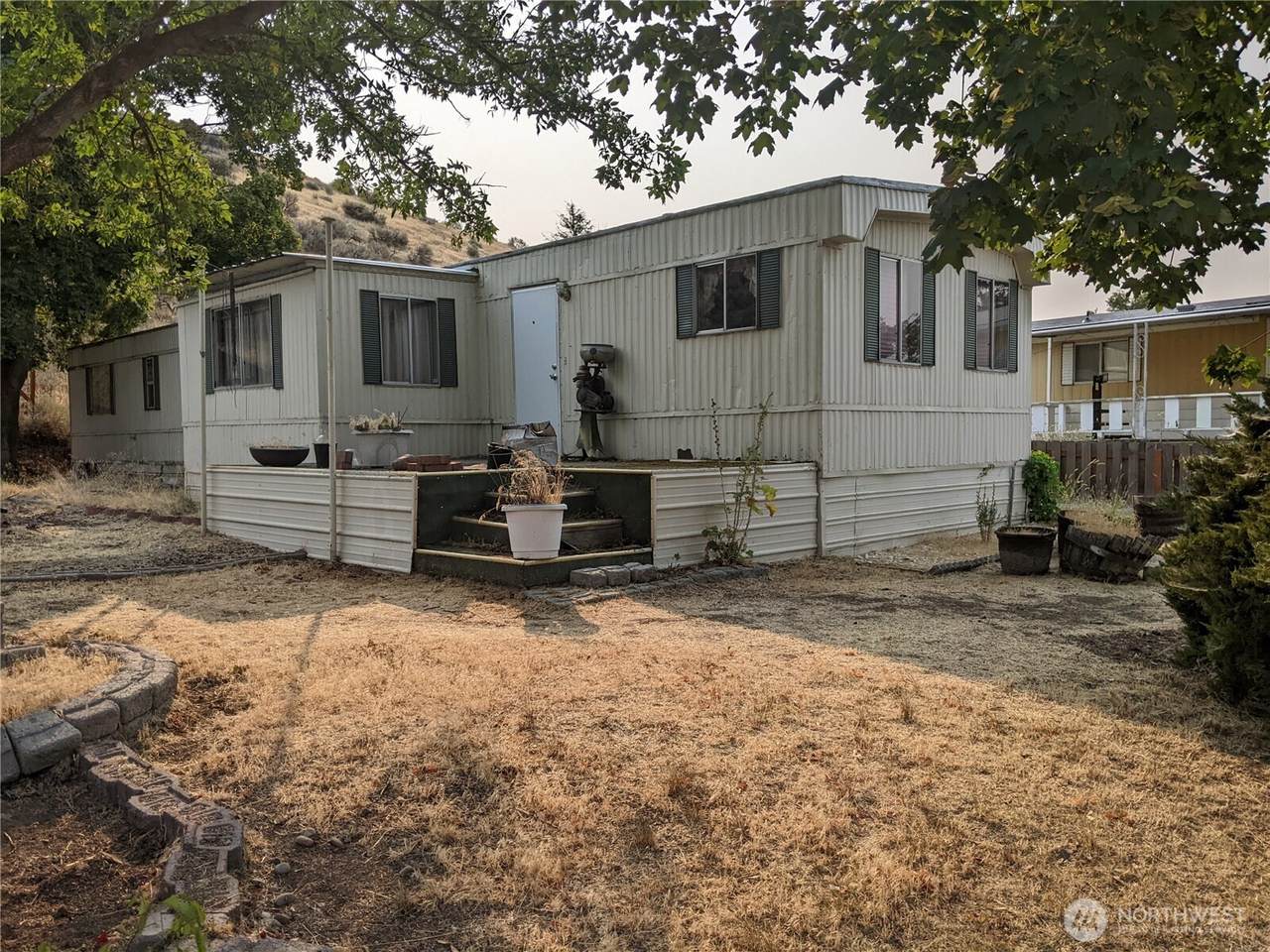 4422 Cindi Lane - Photo 1