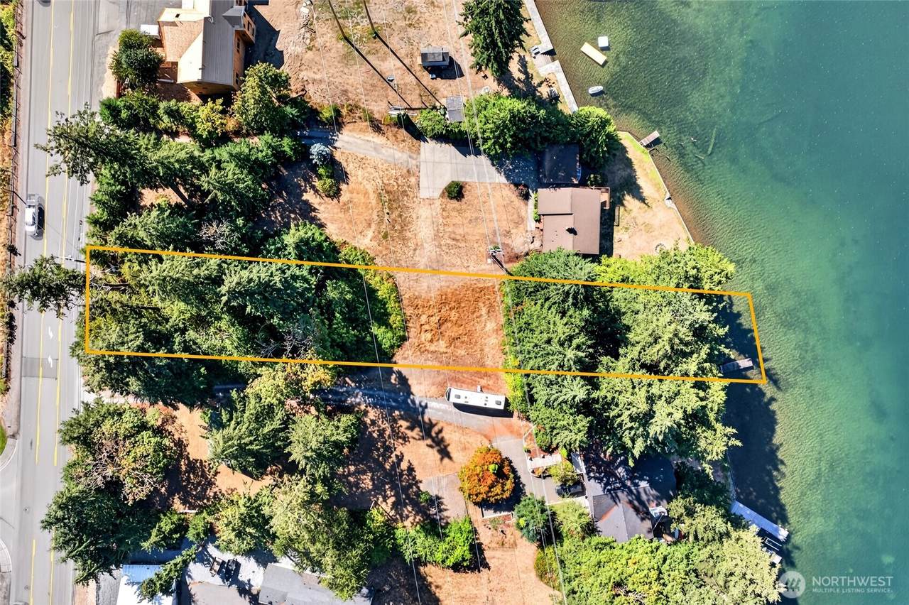 2520 214th Avenue - Photo 1