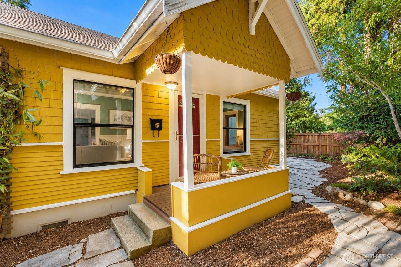 8106 8th Avenue - Photo 1