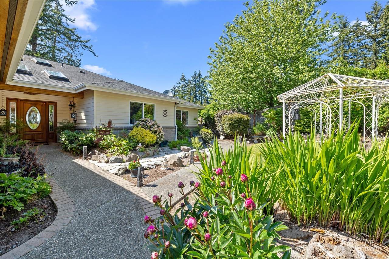 4076 Camano Drive - Photo 1