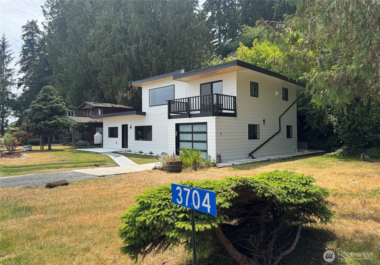 3704 Bells Lane - Photo 1