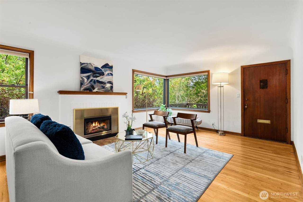 731 19th Avenue - Photo 1