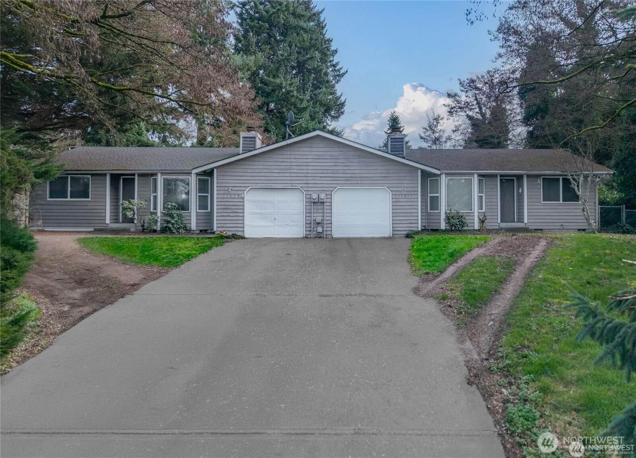 11209 11211 89th Avenue Ct - Photo 1