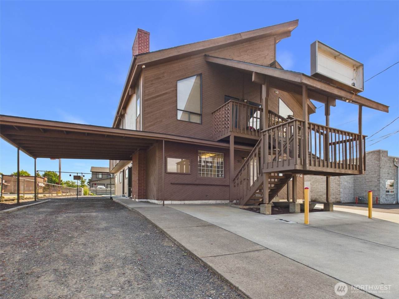 512 Cedar Street - Photo 1