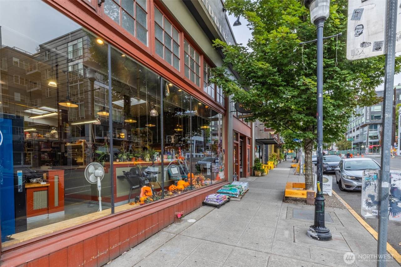 1417 12th Avenue - Photo 1