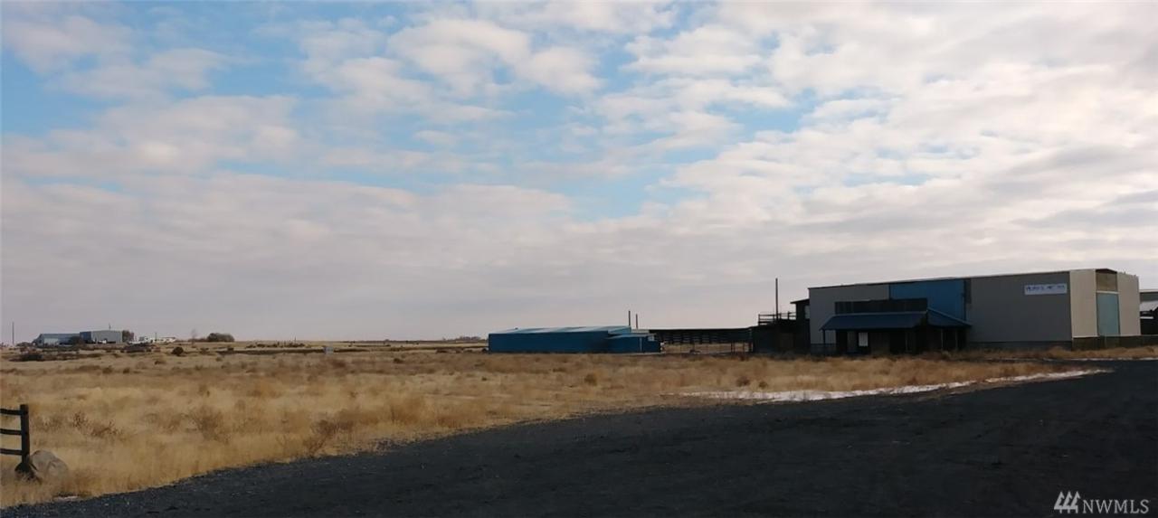 5433 Highway 28 - Photo 1