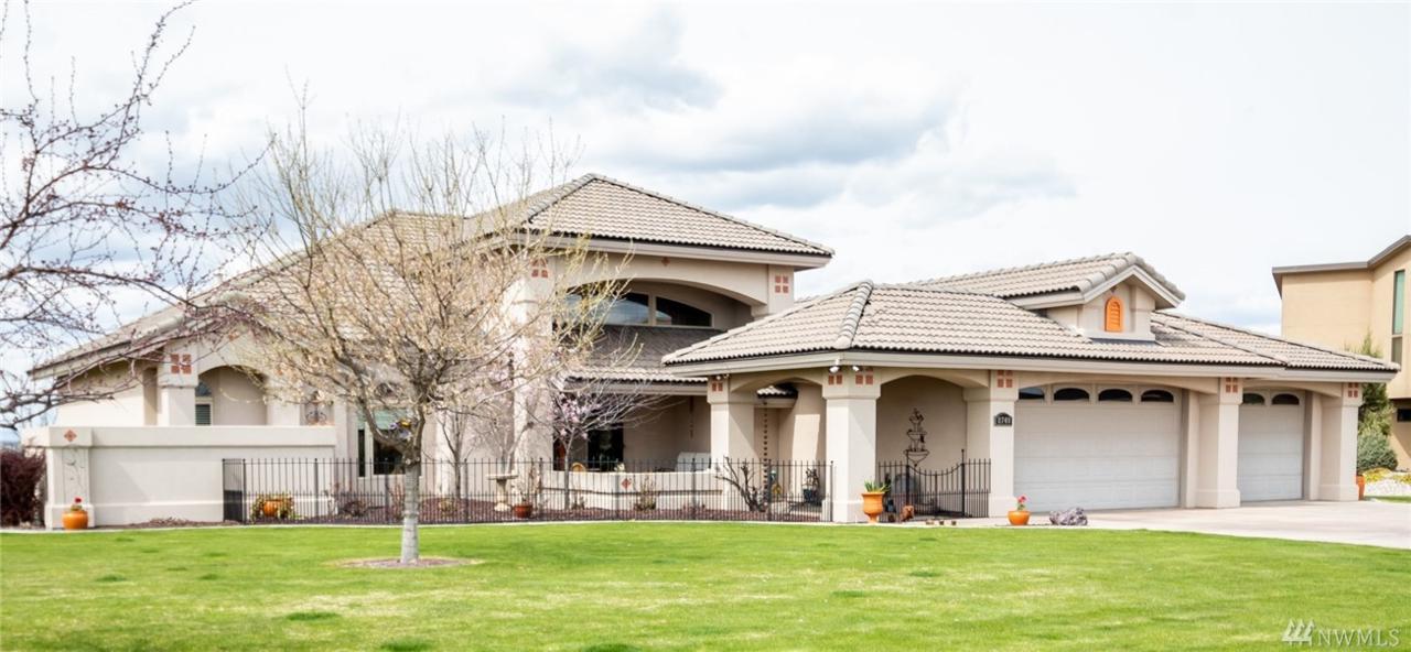 8740 Dune Lake Rd - Photo 1