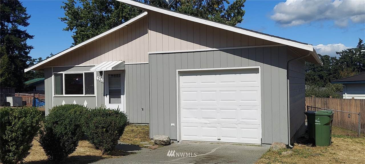 926 Cathlamet Drive - Photo 1