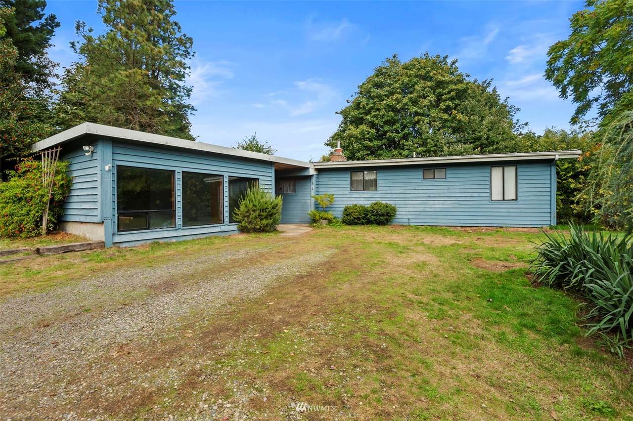 10715 78th Avenue - Photo 1