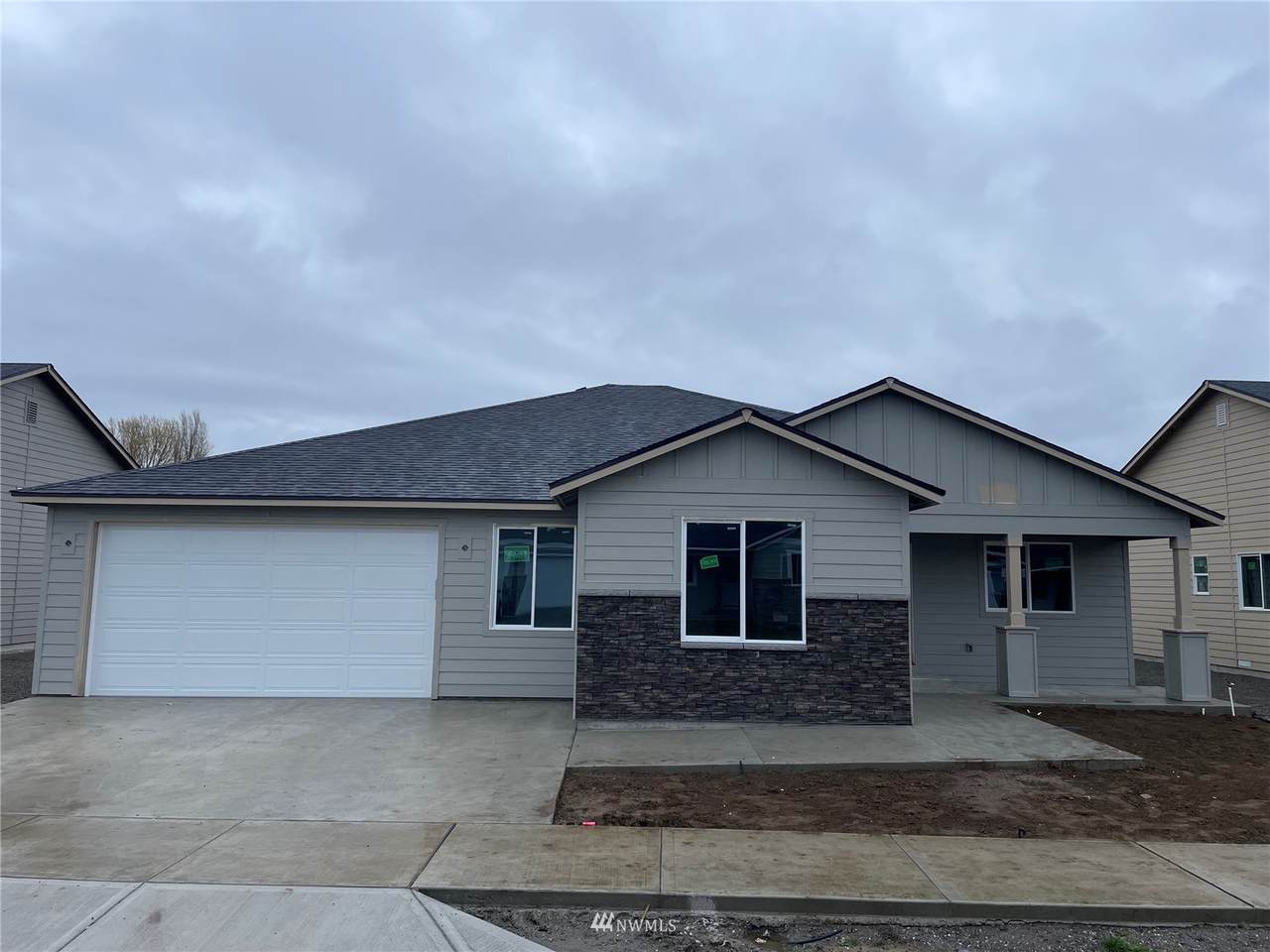 71 Emma Drive - Photo 1