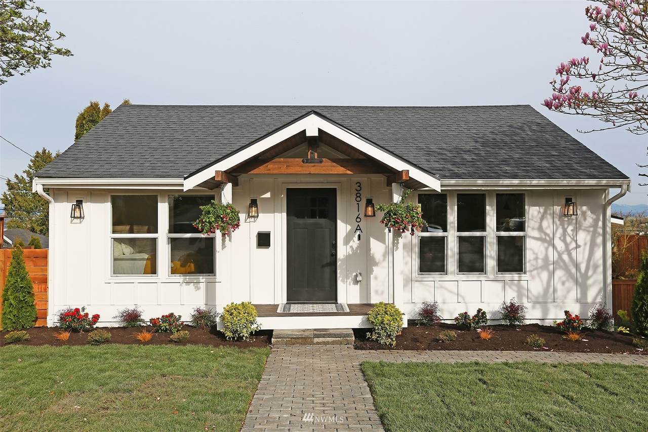 3816 37th Avenue - Photo 1