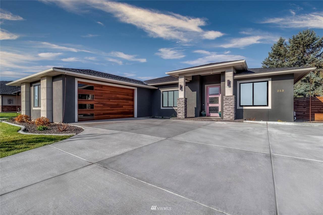 213 Arabica Road - Photo 1