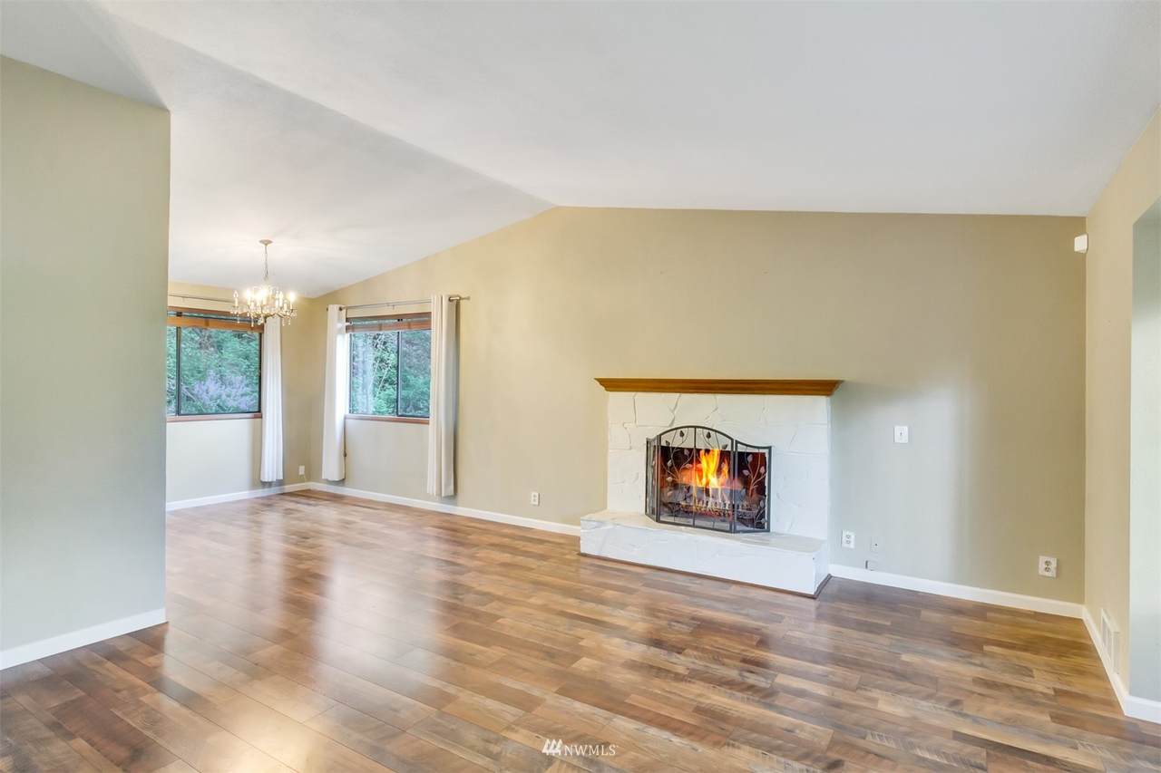 23207 39th Avenue - Photo 1