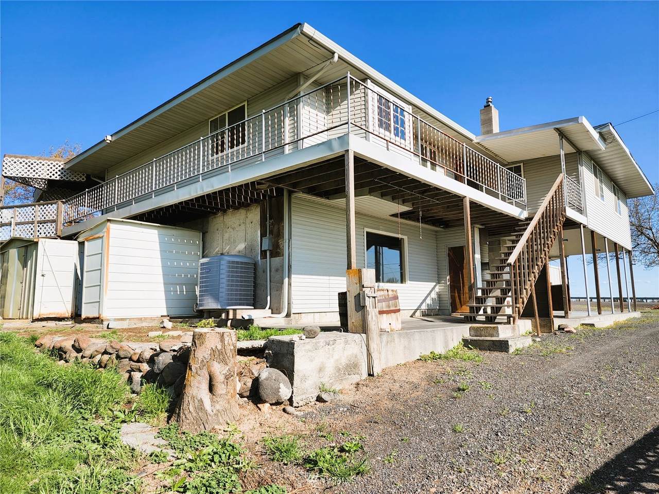 798 Thacker Road - Photo 1
