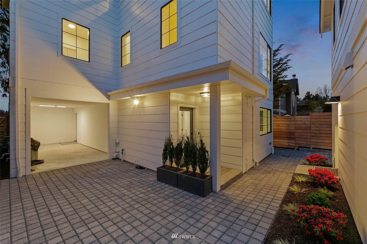 2415 Boston Street - Photo 1