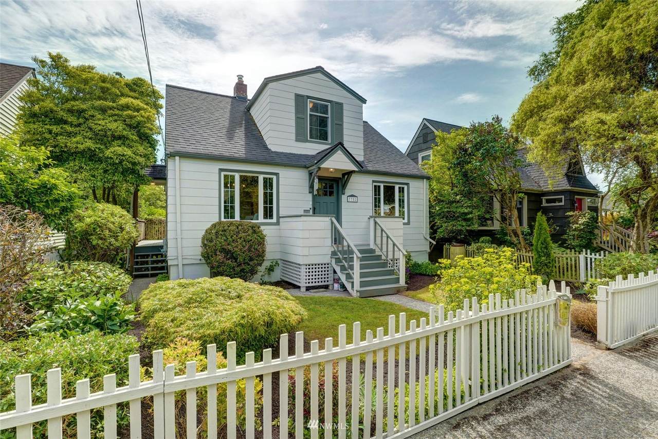 7752 27th Avenue - Photo 1