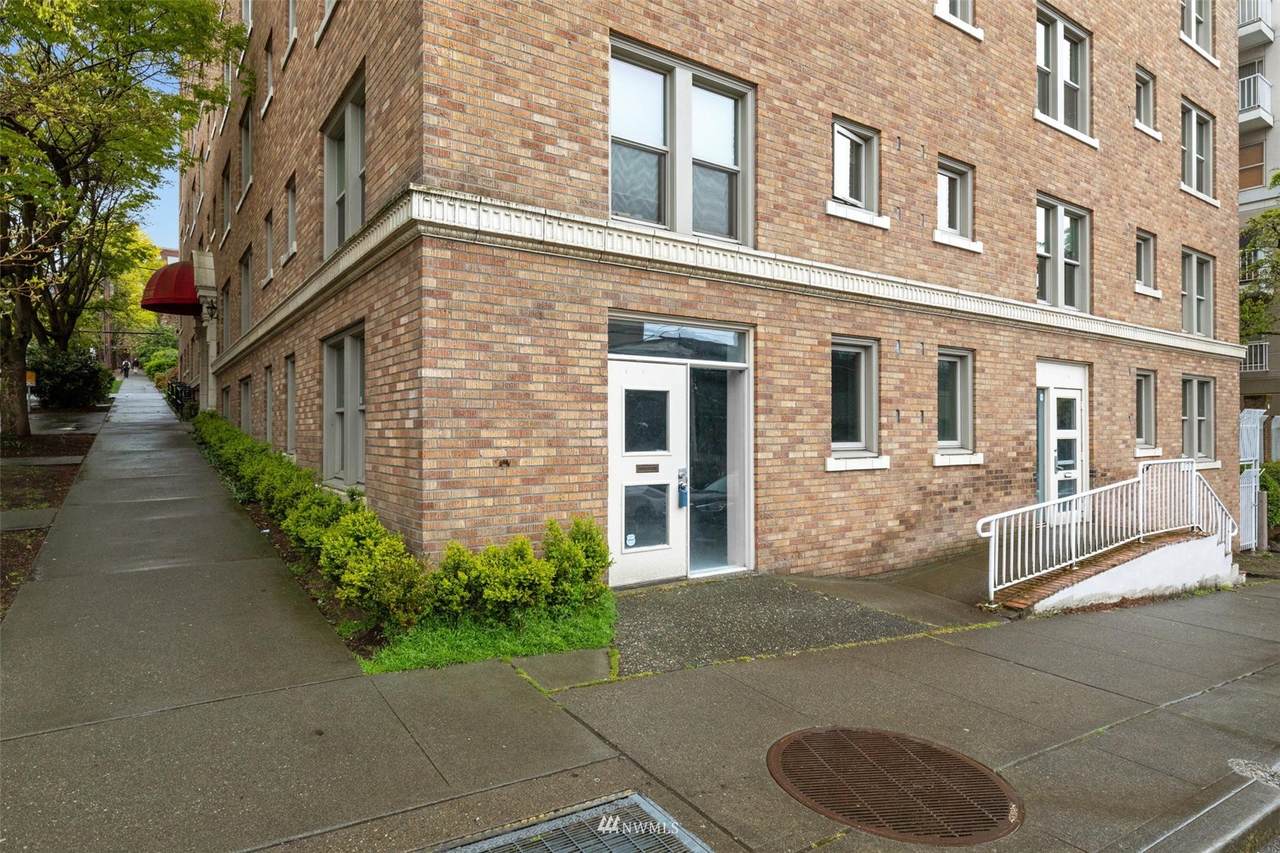 505 Denny Way - Photo 1