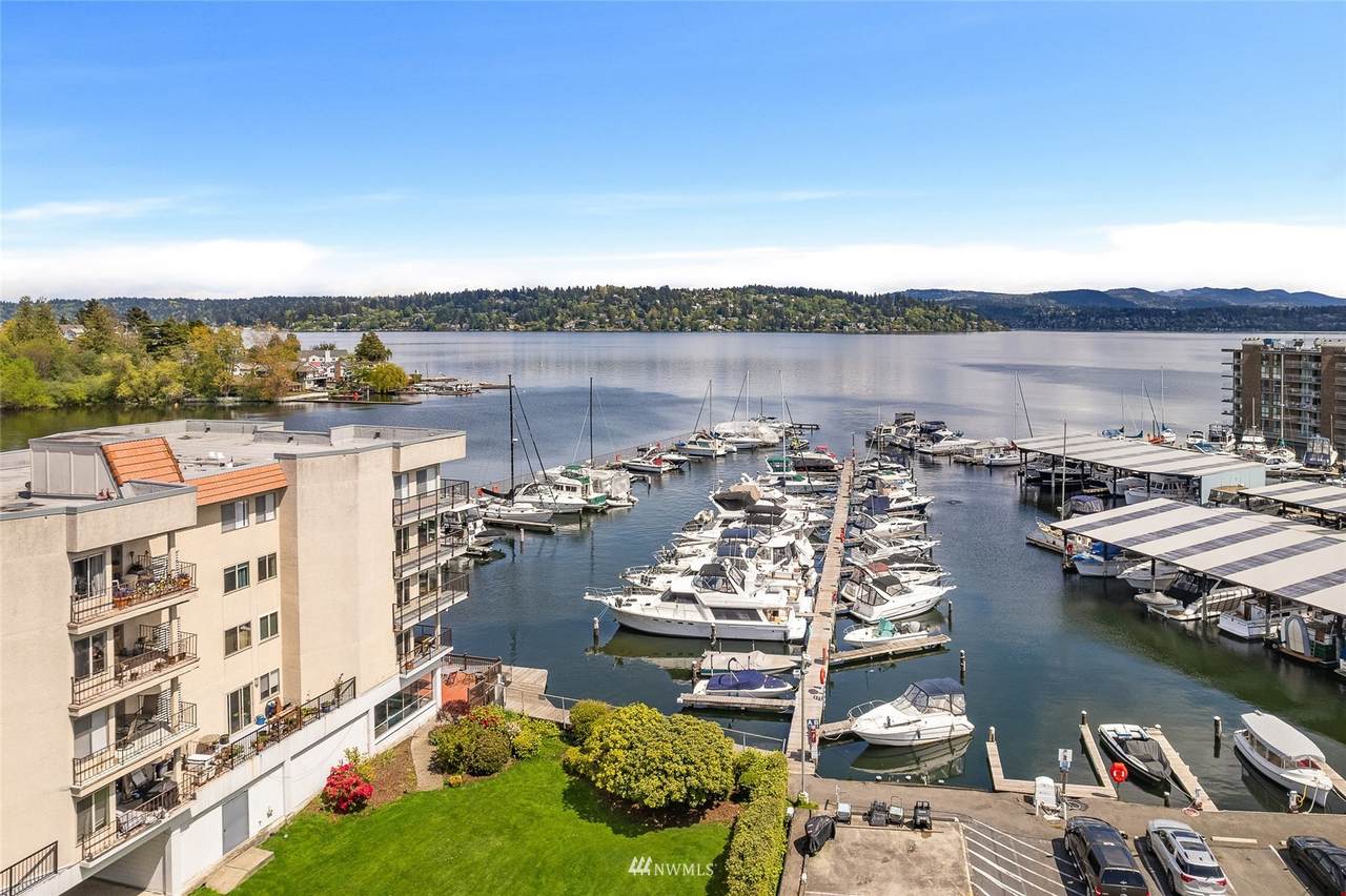 9030 Seward Park - Photo 1