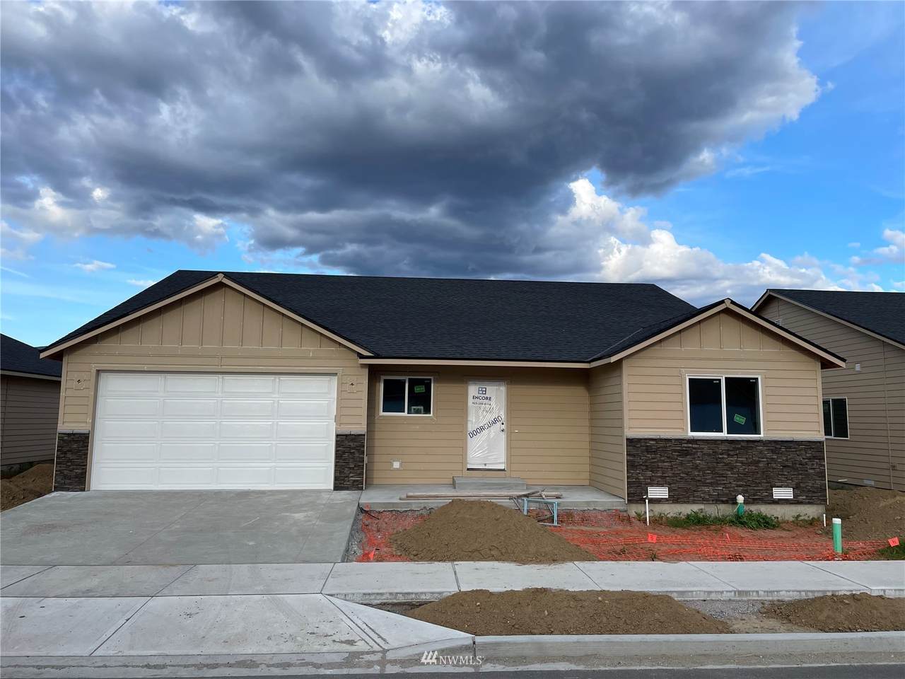 143 Emma Drive - Photo 1