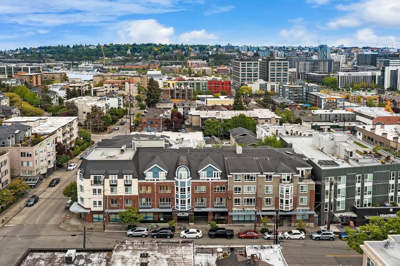 812 5th Avenue - Photo 1