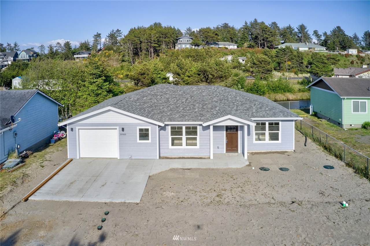 30910 H Street - Photo 1