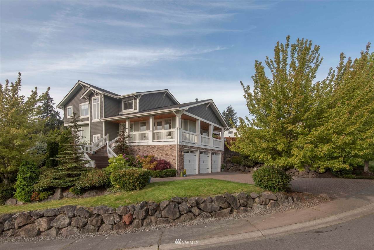 8624 113th Avenue - Photo 1