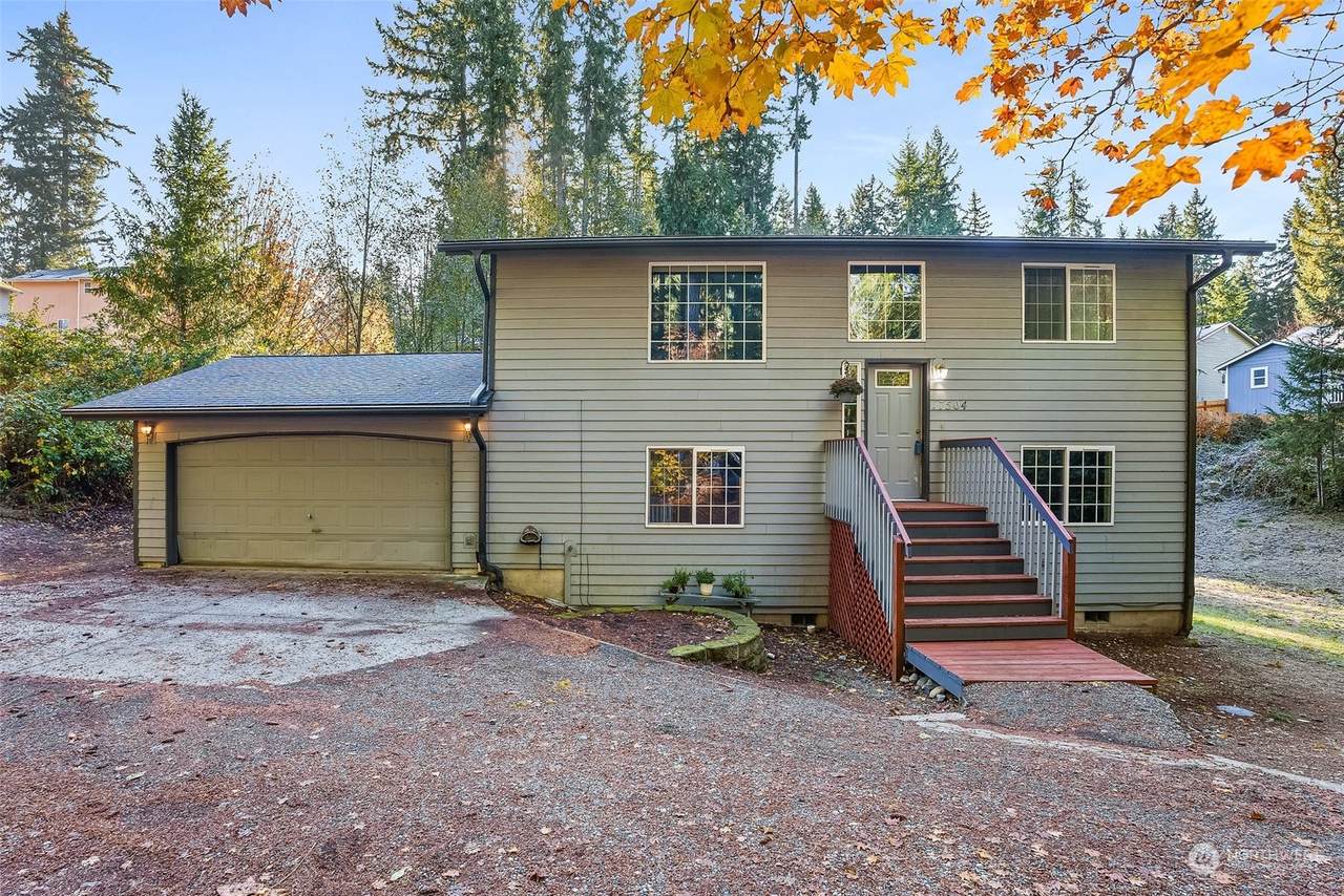 17504 Loop Lane - Photo 1