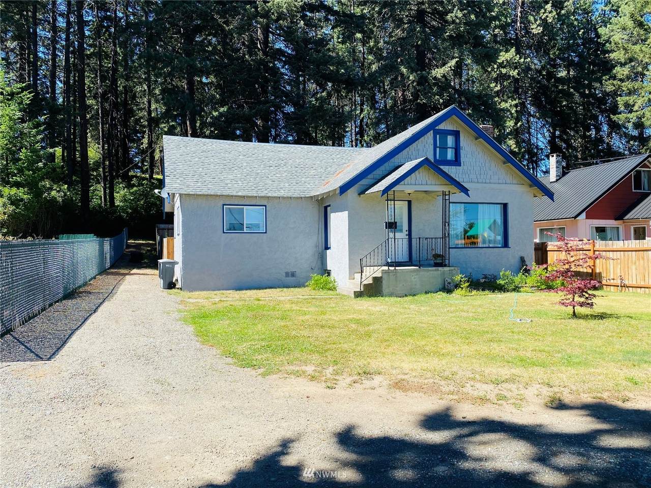 208 Reed - Photo 1