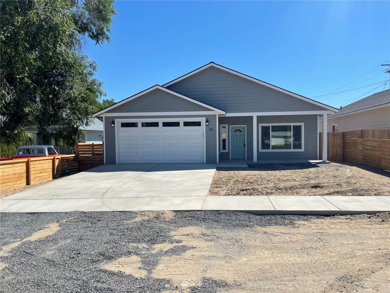 809 Jackson - Photo 1