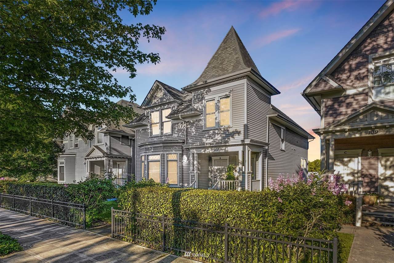 107 23rd Avenue - Photo 1