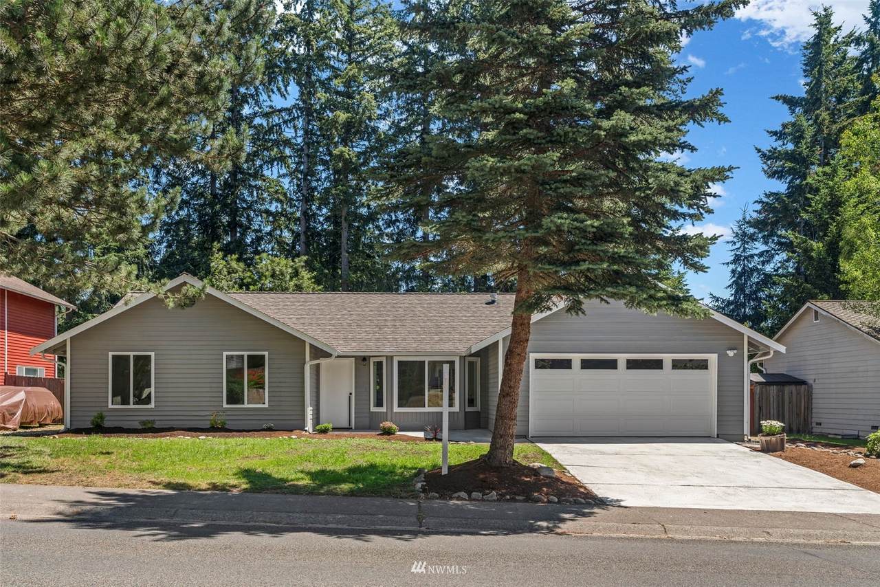 13731 25th Avenue - Photo 1