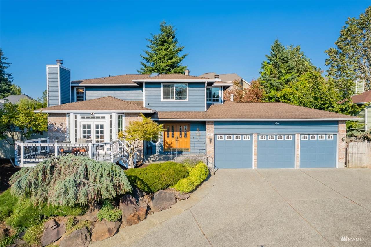 8224 127th Avenue - Photo 1