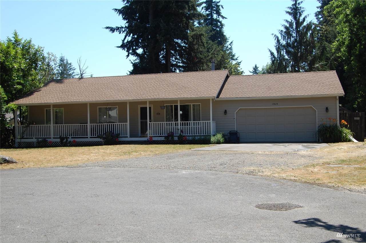 17619 154th Avenue - Photo 1