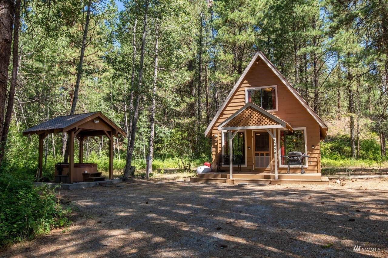 16056 River Road - Photo 1