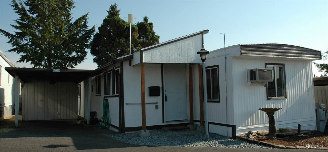 3433 181ST Street - Photo 1