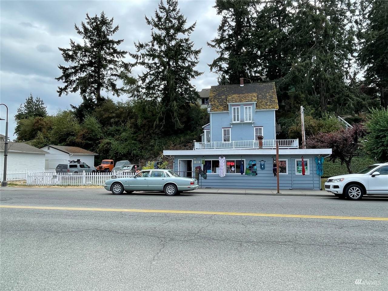 306 Morris Street - Photo 1