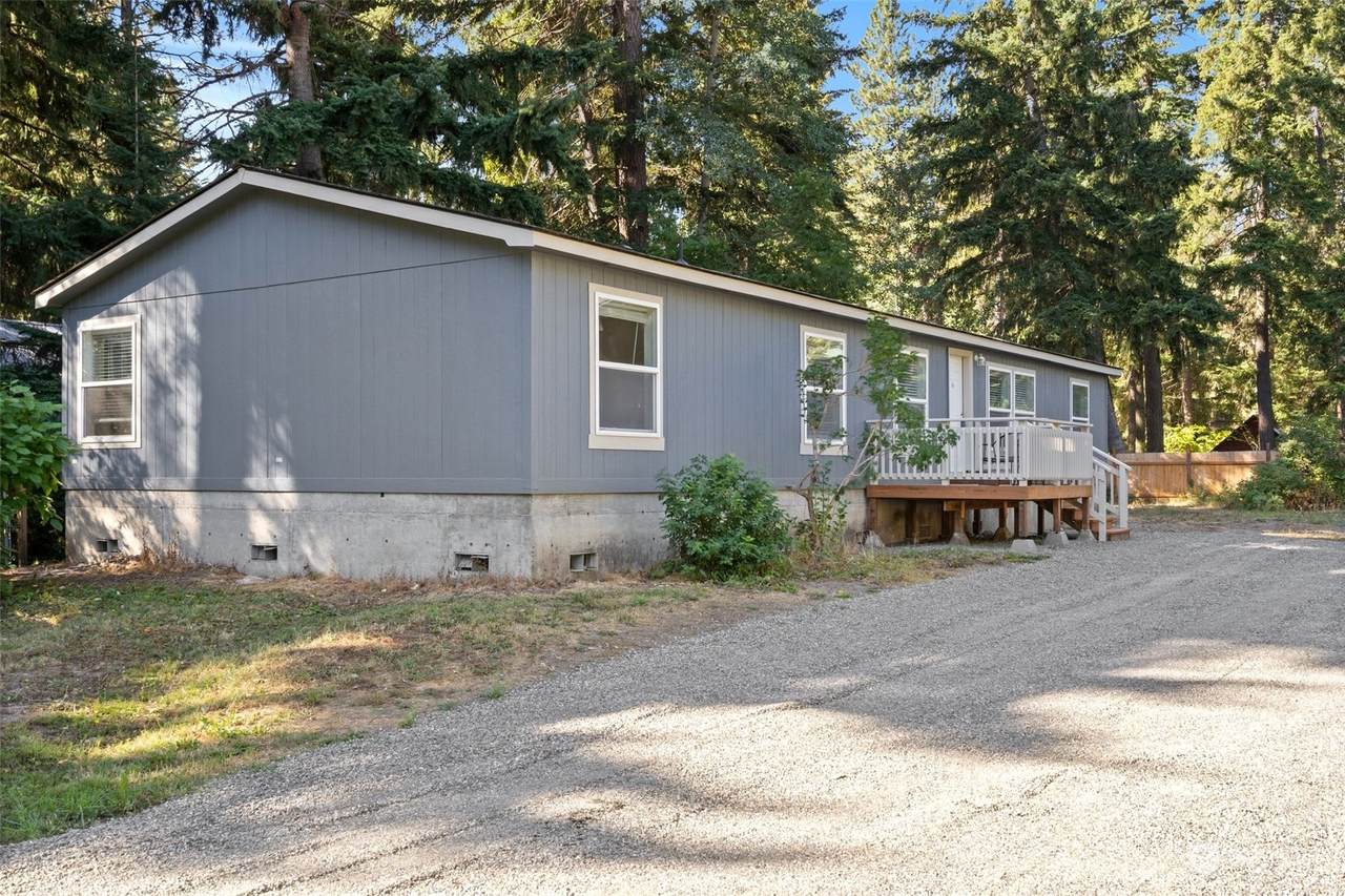 81 Lynx Lane - Photo 1
