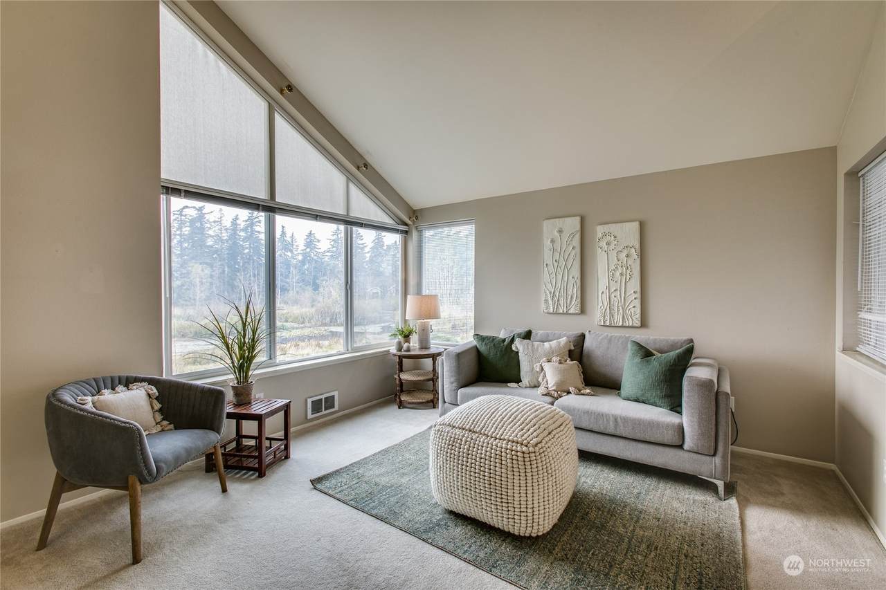 5076 Festival Boulevard - Photo 1